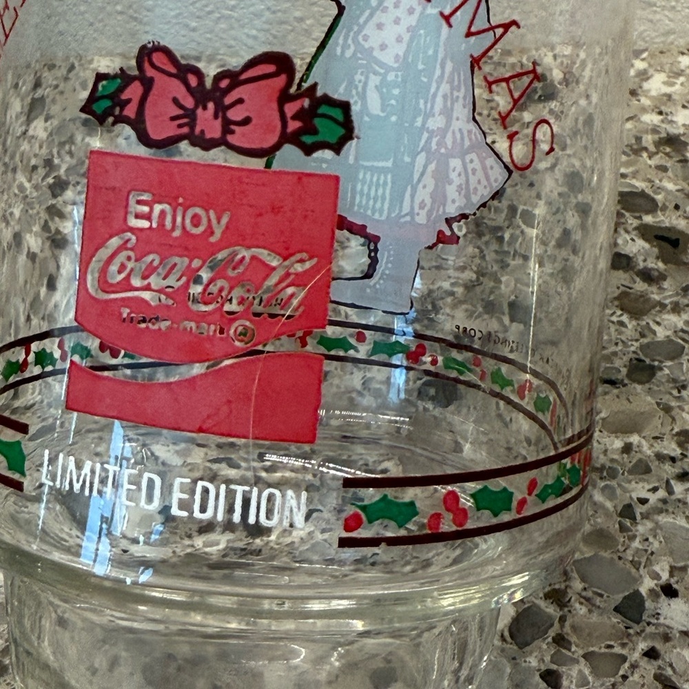 Holly Hobbie and Robby Coke Christmas Glasses - Picture 8 of 9